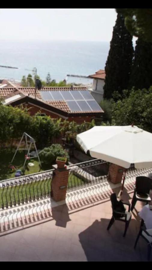 Dolcevita Rooms Arma di Taggia Luaran gambar